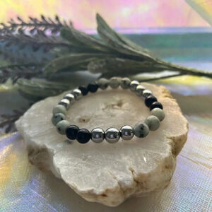 Handmade Kiwi Jasper + black obsidian + hematite 🥝 bracelet